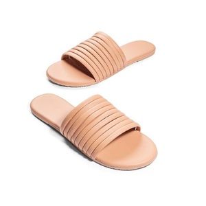 TKEES Carro flip flop